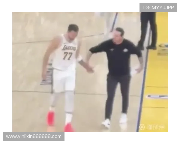 破案现场唇语揭露雷迪克爆粗怒喷